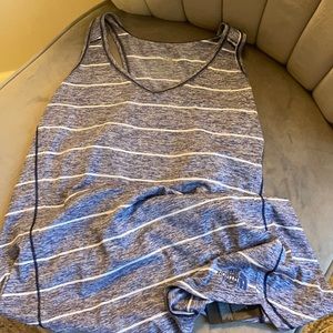 Women’s Blue The North Face Tank Top Size Medium
